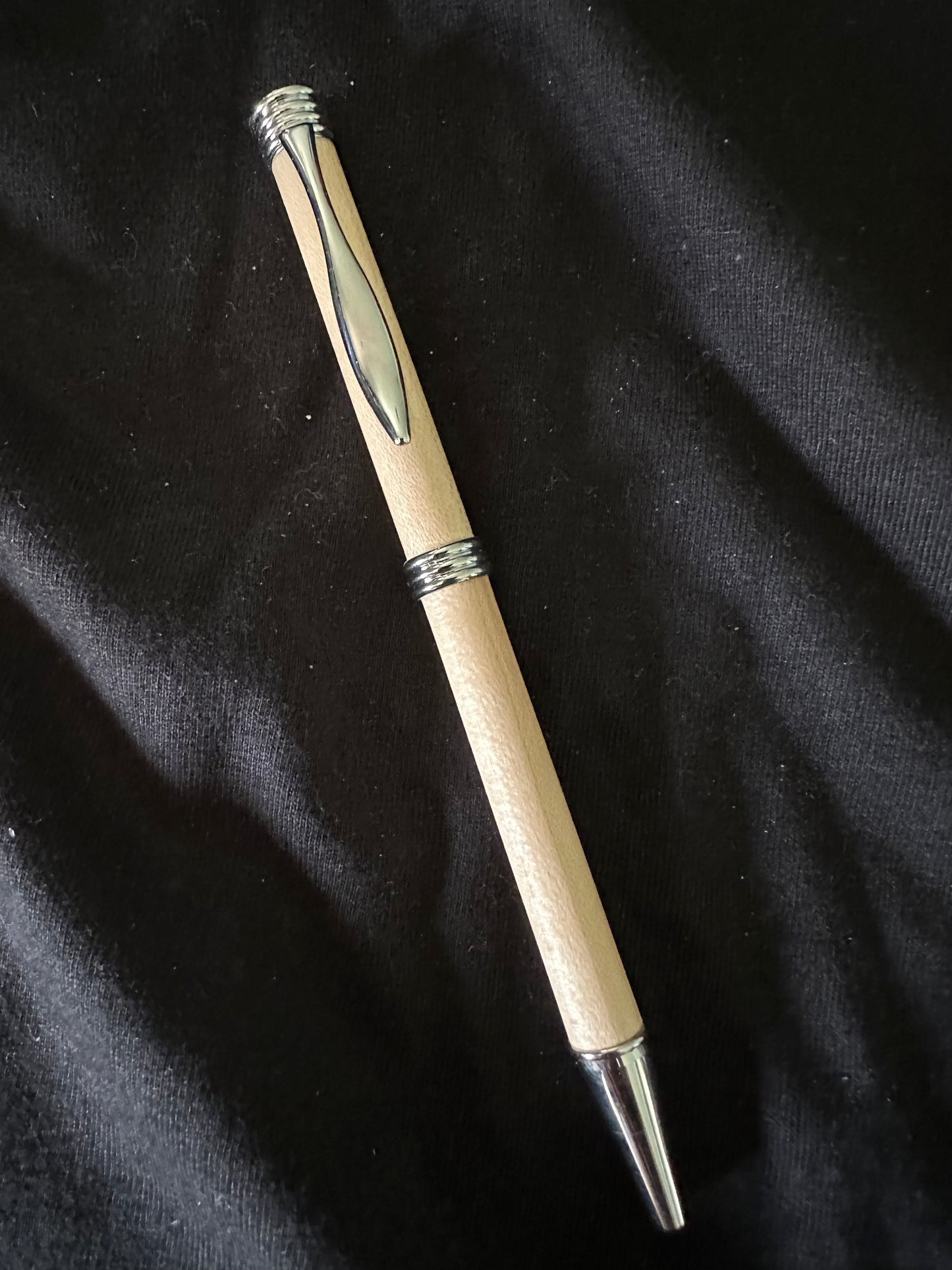 Silver Blunt Back Hand Lathed Wood Pen